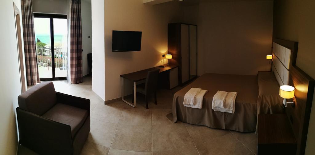 San Domenico Family Hotel Scalea Extérieur photo